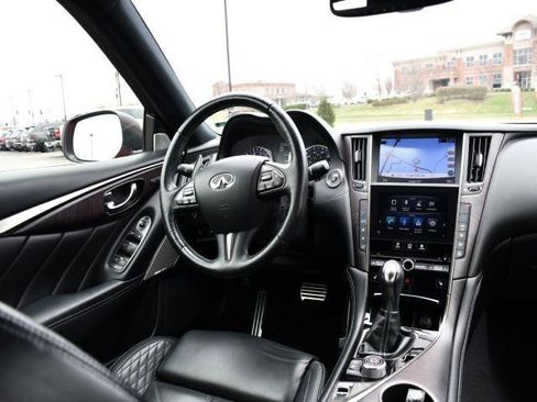 Used 2017 INFINITI Q50 Red Sport 400 image 20