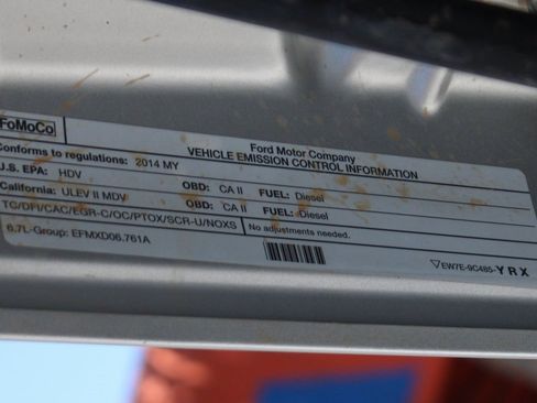 Used 2014 Ford F250 XLT w/ XLT Interior Package image 12