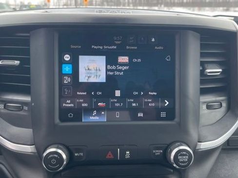 Used 2024 RAM 2500 Big Horn w/ Off Road Package image 17