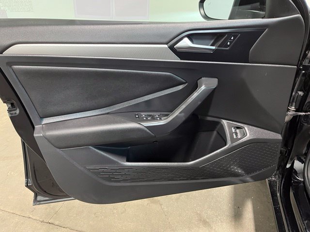 Used 2021 Volkswagen Jetta SE FWD image 20