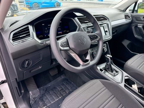 Used 2023 Volkswagen Tiguan S FWD image 9