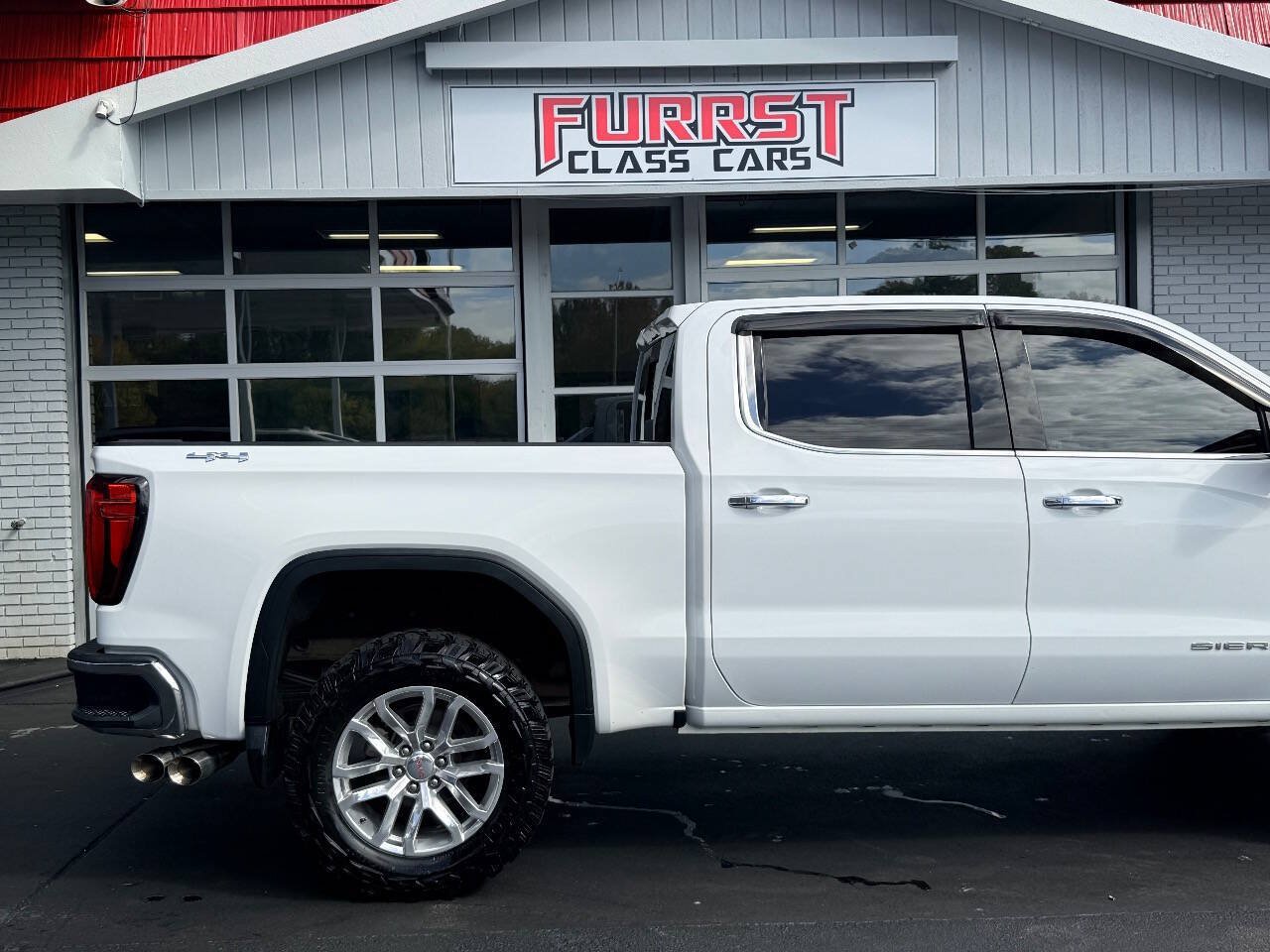 Used 2019 GMC Sierra 1500 SLT AWD/4WD image 11