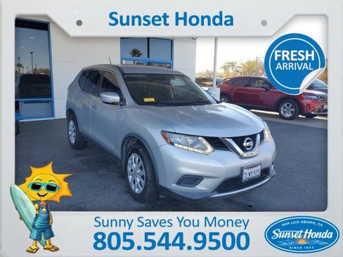 Used 2015 Nissan Rogue S image 1