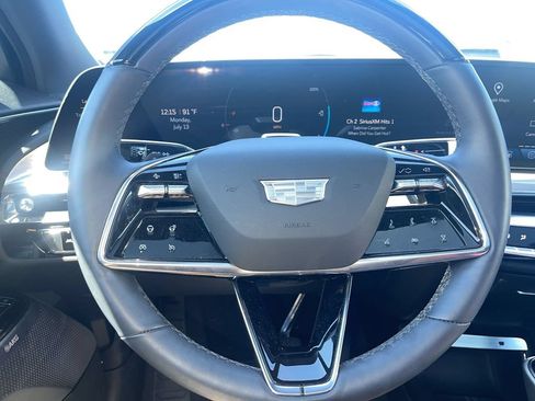Certified 2024 Cadillac Lyriq Luxury AWD/4WD image 20