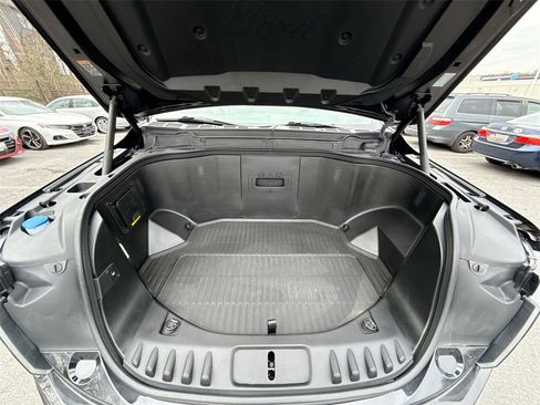 Used 2023 Ford F150 Lightning Platinum image 18