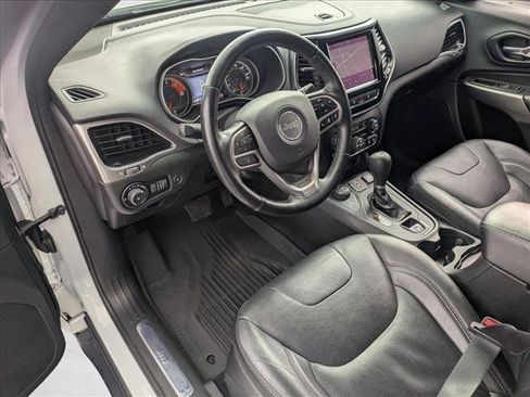 Used 2021 Jeep Cherokee High Altitude AWD/4WD image 9