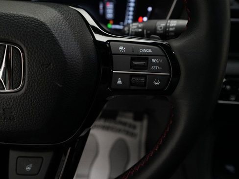 Certified 2025 Honda Pilot Black Edition image 19