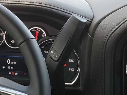 Used 2022 Chevrolet Silverado 3500 LTZ w/ LTZ Texas Edition image 14