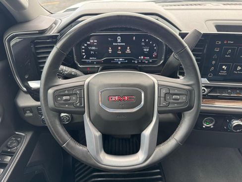 Used 2024 GMC Sierra 1500 Elevation AWD/4WD image 7