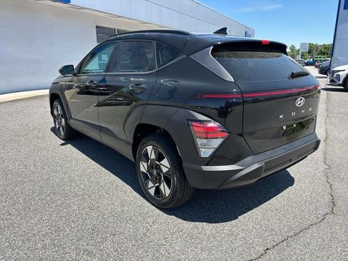 Certified 2025 Hyundai Kona SEL AWD/4WD image 5