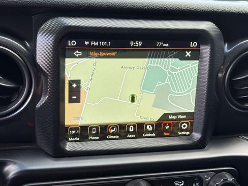 Used 2021 Jeep Wrangler Unlimited Sport image 23