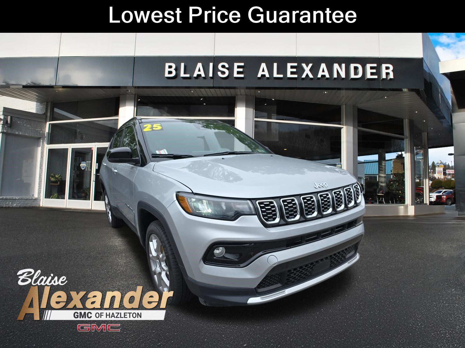 Used 2025 Jeep Compass Limited AWD/4WD image 1