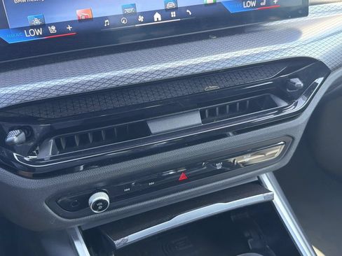 Certified 2025 BMW 430i Convertible w/ Premium Package RWD image 26