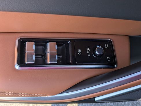 New 2026 Jaguar F-PACE R-Dynamic S image 22