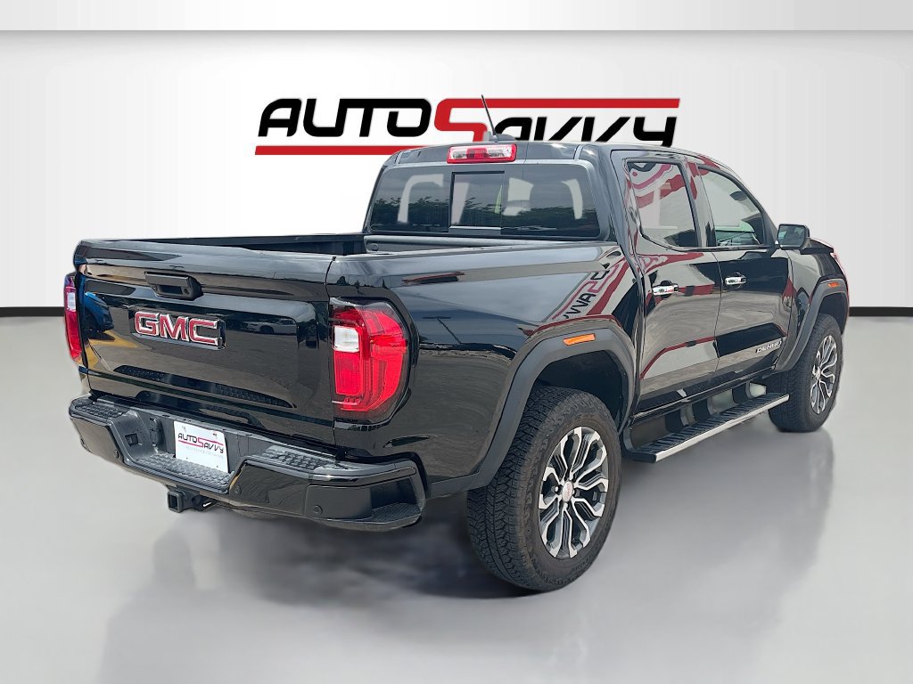 Used 2024 GMC Canyon Denali AWD/4WD image 7