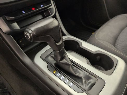 Used 2015 Chevrolet Colorado LT w/ LT Convenience Package AWD/4WD image 26