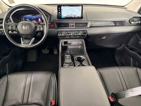 Used 2023 Honda Pilot Elite image 25