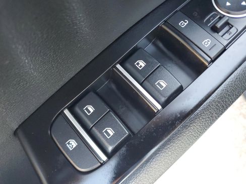 Certified 2025 Kia Soul LX image 16