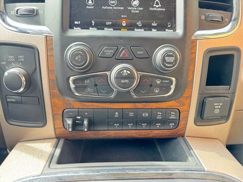 Used 2018 RAM 2500 Longhorn w/ Longhorn Southfork Package AWD/4WD image 20