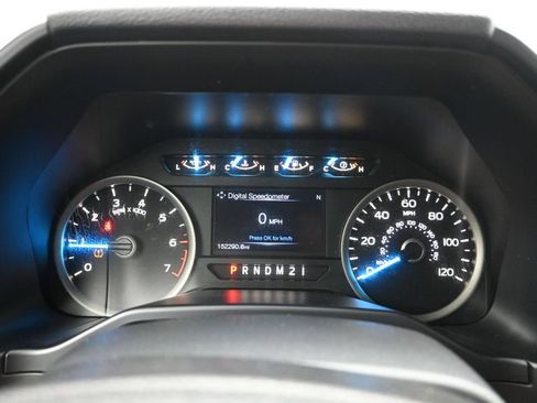Used 2015 Ford F150 XLT w/ Equipment Group 302A Luxury RWD image 14