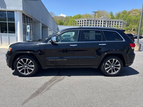 Used 2018 Jeep Grand Cherokee Overland AWD/4WD image 8