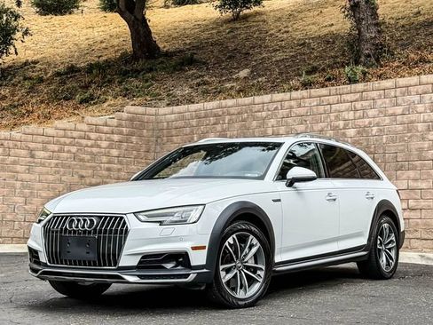 Used 2017 Audi A4 2.0T allroad Prestige w/ Prestige Package AWD/4WD image 2