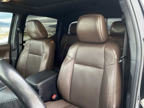 Used 2017 Toyota Tacoma Limited w/ Tow Package image 15