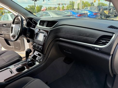 Used 2016 Chevrolet Traverse LT w/ Traveler's Package AWD/4WD image 26