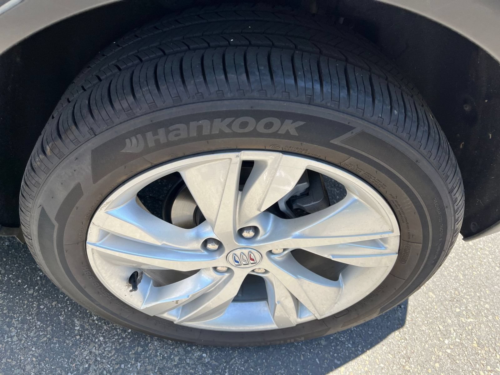 Used 2025 Buick Encore GX Preferred FWD image 28