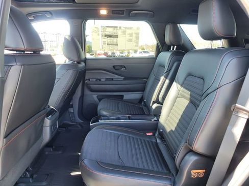 New 2026 Nissan Pathfinder Rock Creek w/ Rock Creek Premium Package AWD/4WD image 7