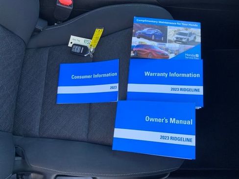 Used 2023 Honda Ridgeline Sport image 16