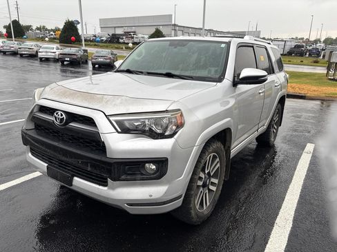 Used 2017 Toyota 4Runner Limited AWD/4WD image 1
