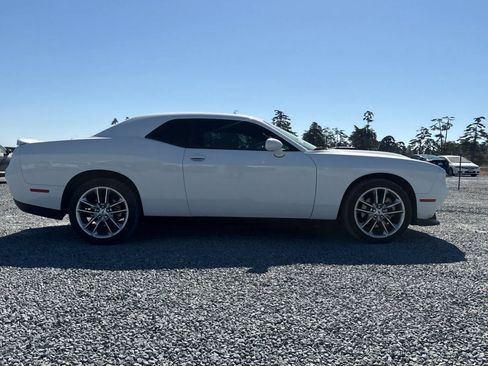 Used 2022 Dodge Challenger GT AWD/4WD image 9