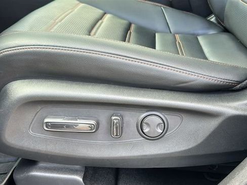 Used 2025 Honda CR-V Sport Touring image 10