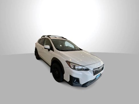 Used 2018 Subaru Crosstrek 2.0i Premium AWD/4WD image 2
