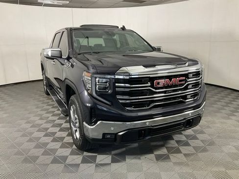 Used 2024 GMC Sierra 1500 SLT w/ SLT Premium Plus Package AWD/4WD image 3