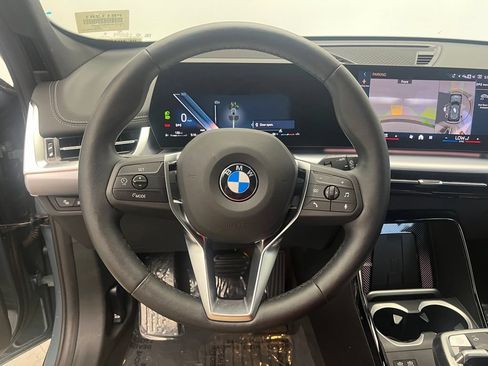 Used 2025 BMW X1 xDrive28i AWD/4WD image 11