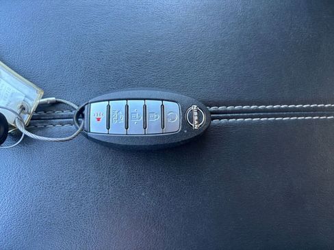 Used 2025 Nissan Altima 2.5 SV FWD image 21