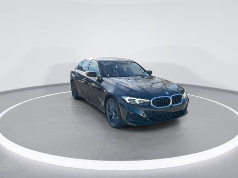 Used 2025 BMW 330i xDrive Sedan w/ M Sport Package image 2