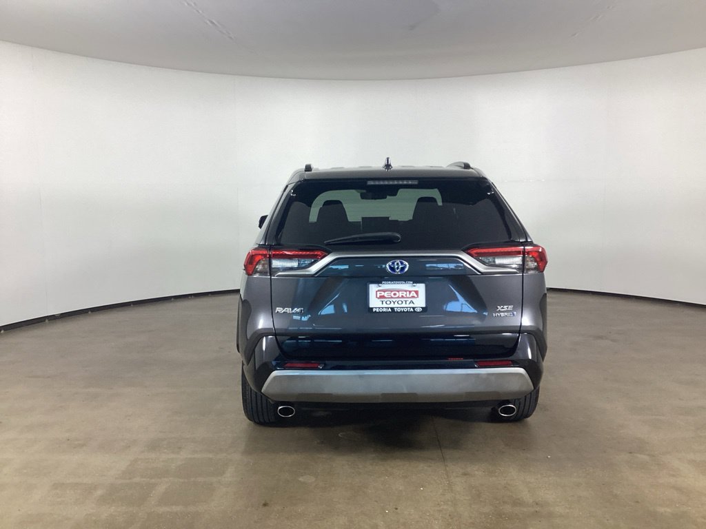 Used 2022 Toyota RAV4 XSE AWD/4WD image 6