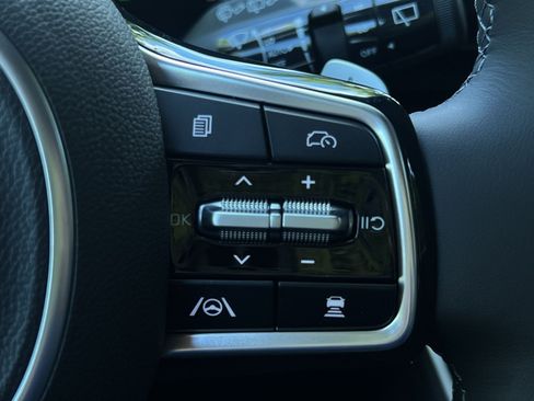 New 2026 Kia Carnival SX Prestige FWD image 29