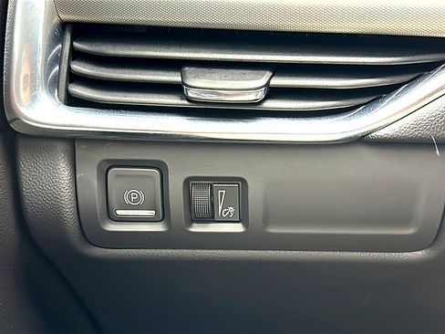 Used 2023 Cadillac XT4 Premium Luxury w/ Driver Assist Package image 36