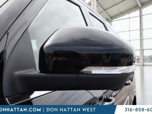 Used 2025 Ford Expedition Max Active AWD/4WD image 30