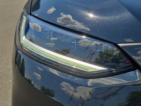 Used 2024 Honda HR-V EX-L image 9