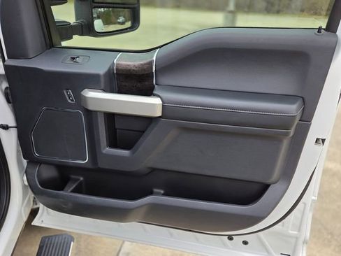 Used 2022 Ford F250 Lariat w/ Lariat Ultimate Package image 15