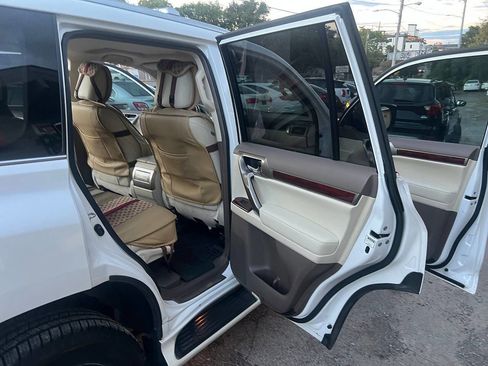 Used 2010 Lexus GX 460 image 15