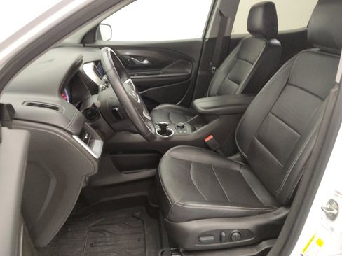 Used 2022 GMC Terrain SLT w/ LPO, Floor Liner Package image 17