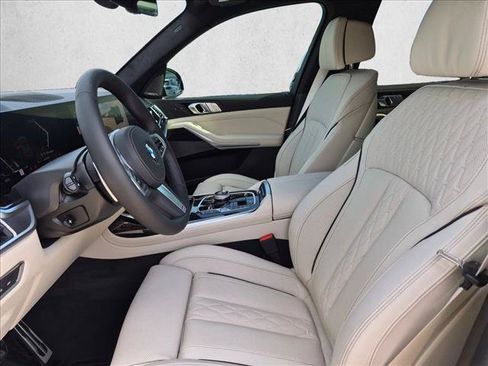 New 2027 BMW X7 xDrive40i w/ Executive Package AWD/4WD image 4
