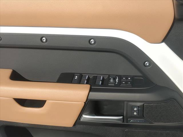 Used 2026 Land Rover Defender 130 S AWD/4WD image 9