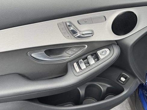 Used 2022 Mercedes-Benz GLC 300 image 19